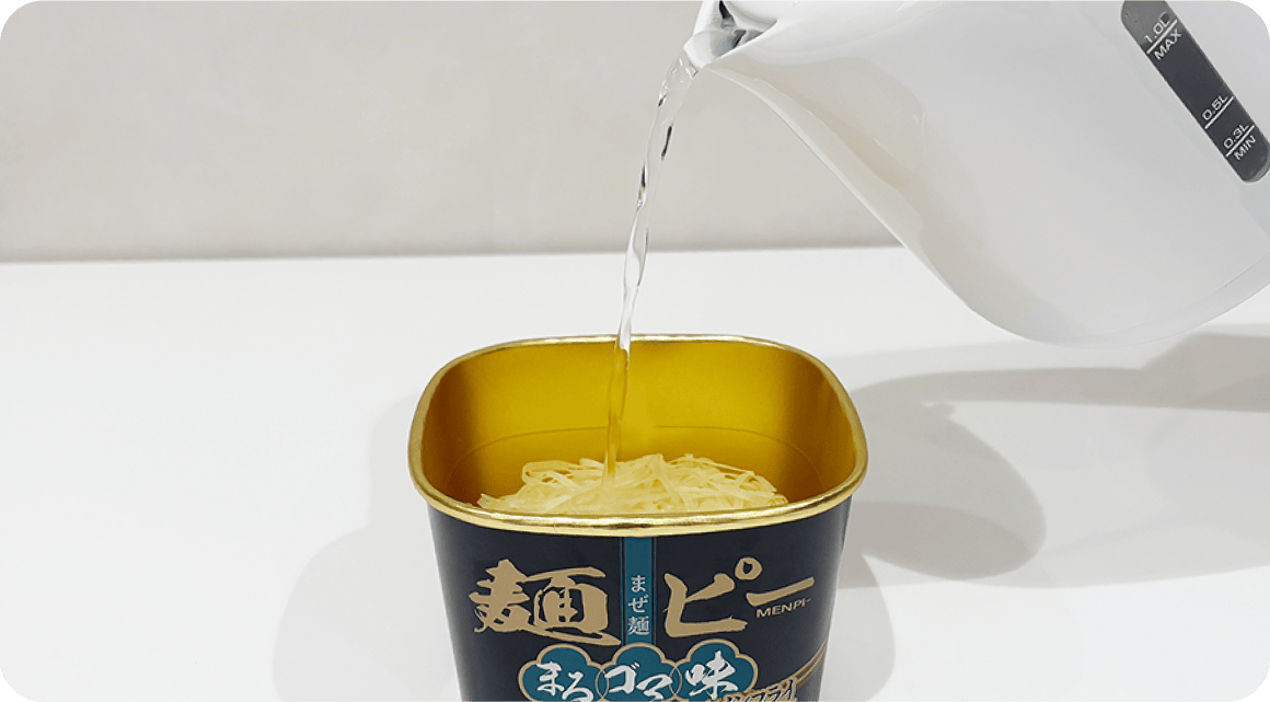 中華房 麺ピーまろゴマ味