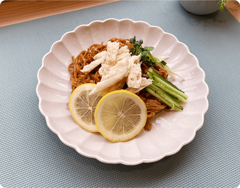 蒸し鶏レモンさっぱり麺ピー（棒棒鶏風）