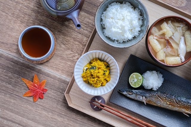 秋の食卓