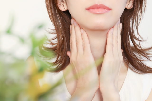 首のしわケア