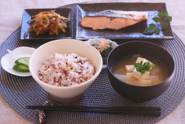 食物繊維の豊富な和食