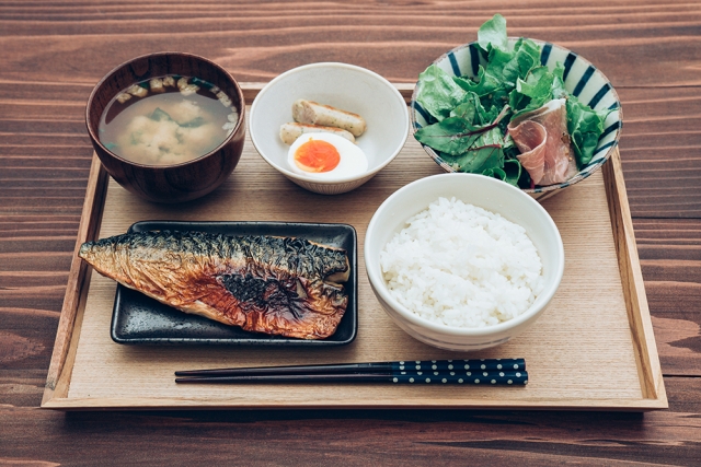 セロトニンを増やす食事