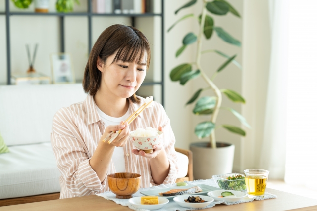 食欲低下