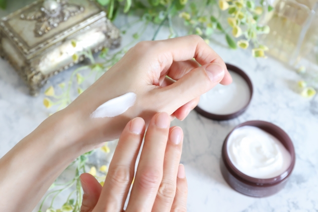 手の甲の保湿